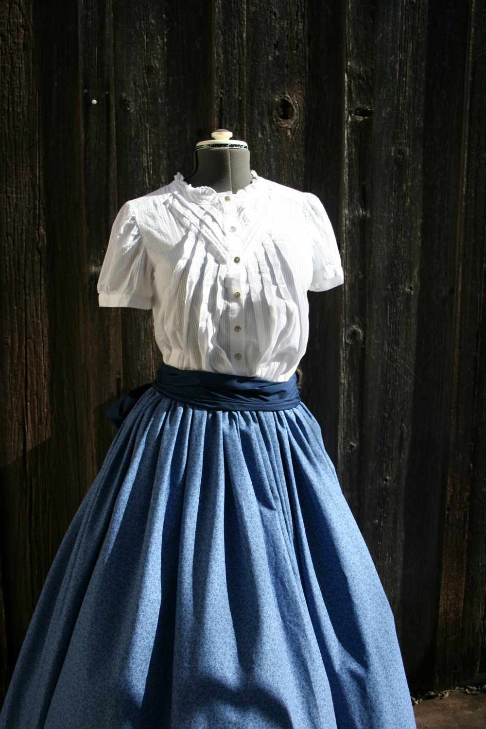 Victorian skirt with sash also for Civil War period or  Pioneer  treks