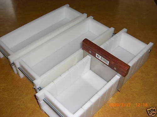 Soap mold. 3-4 Lb No Liner SOAP Molds & Bar Slicer Wooden Lid AvaL Toll Free 1-877-890-0267 E.