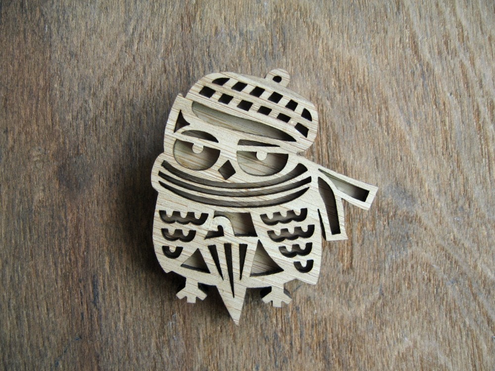 Grumpy Melbourne Owl Brooch