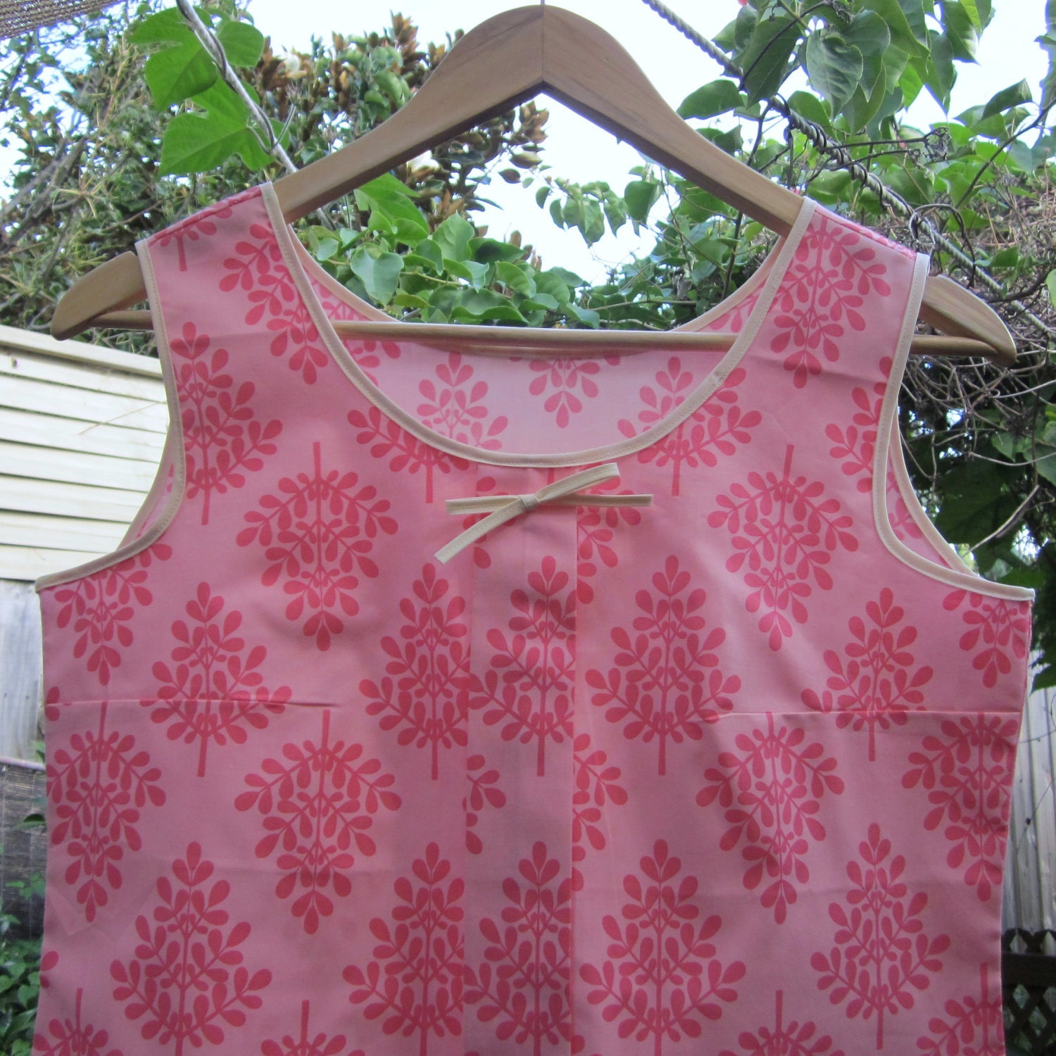 PINK LEAVES - pleated cotton top - Size M - pink tree print
