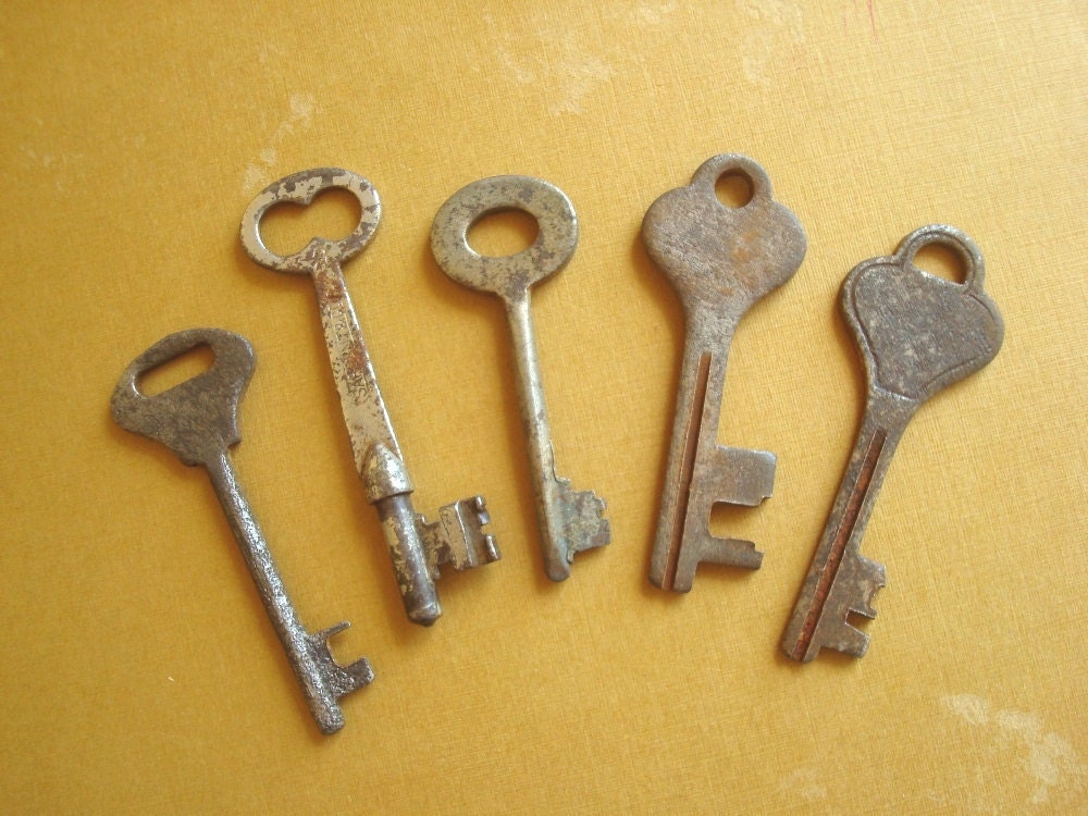 Vintage skeleton keys, set 2