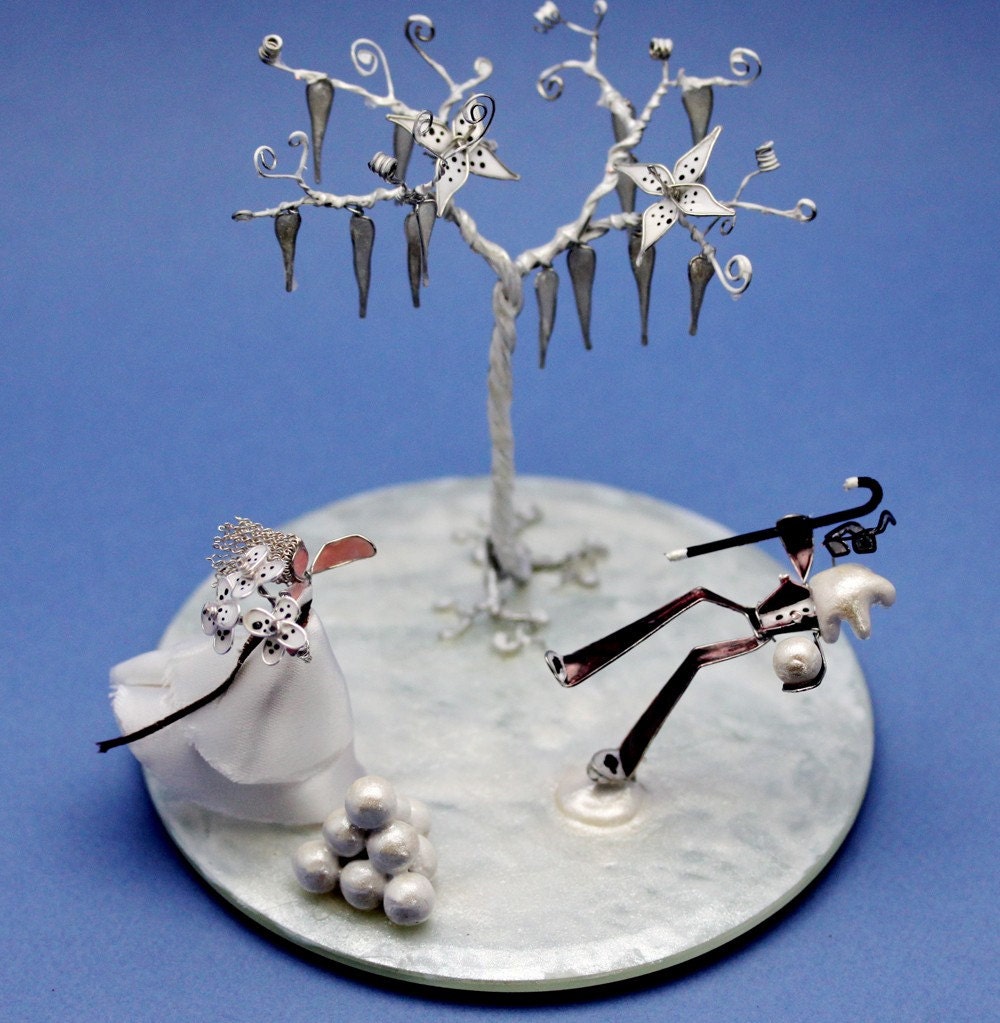 The Snowball Fight - Custom Winter Cake Topper