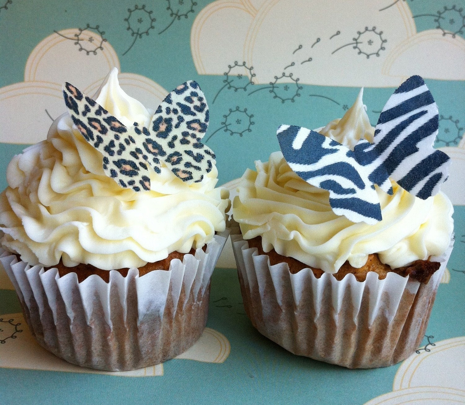The Original EDIBLE BUTTERFLIES -small Animal Print - Cake & Cupcake toppers - Food Accessories