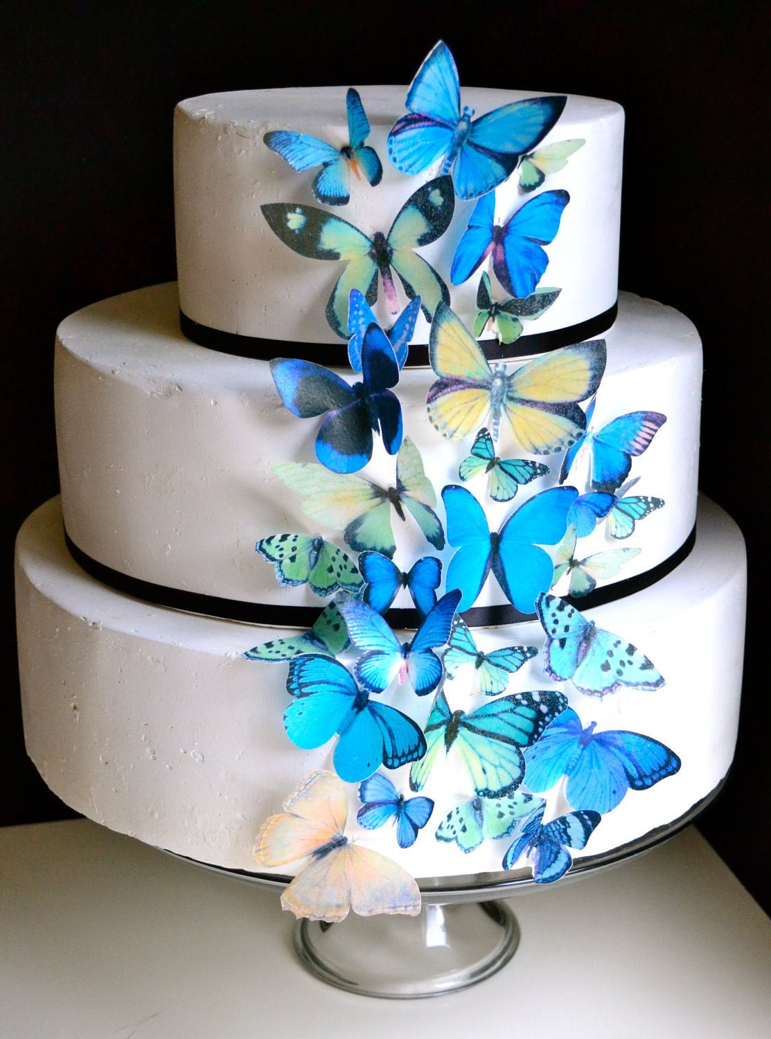 EDIBLE Butterflies The Original - Assorted Blue and Green- set of 30 - Cake & Cupcake toppers - PRECUT and Ready to Use