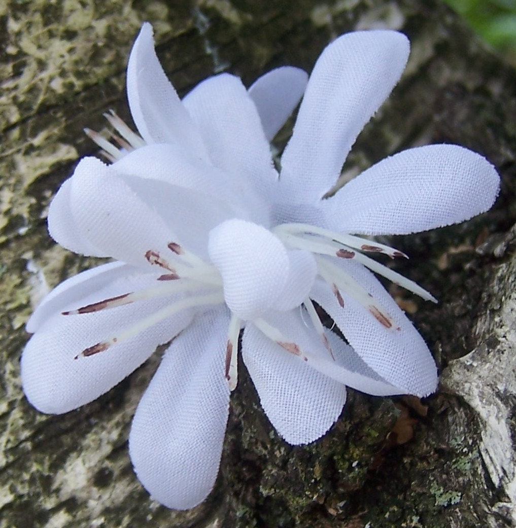 Miniature Lily Magnet