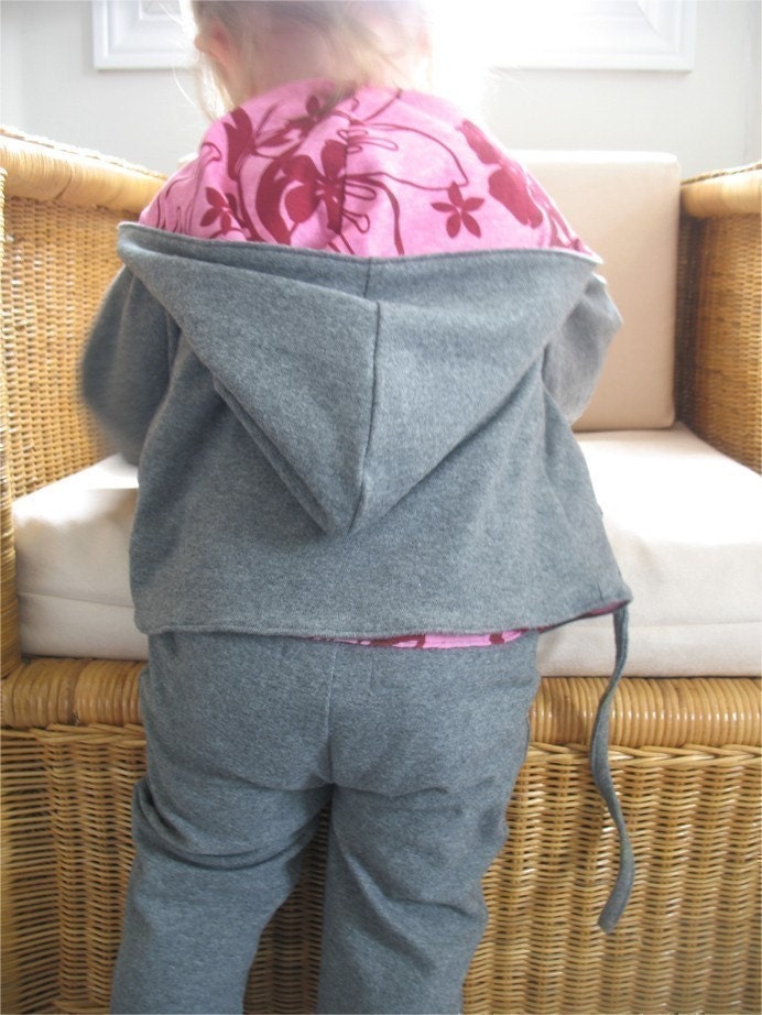 Comfy Yoga Hoodie REVERSIBLE Top pattern and tutorial 12m-5t PDF sweater
