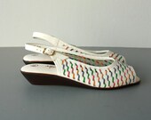 1980s woven sandals / 80s leather wedge sandals / white wedges / peeptoe cutout slingback sandals - size 8.5 , 39