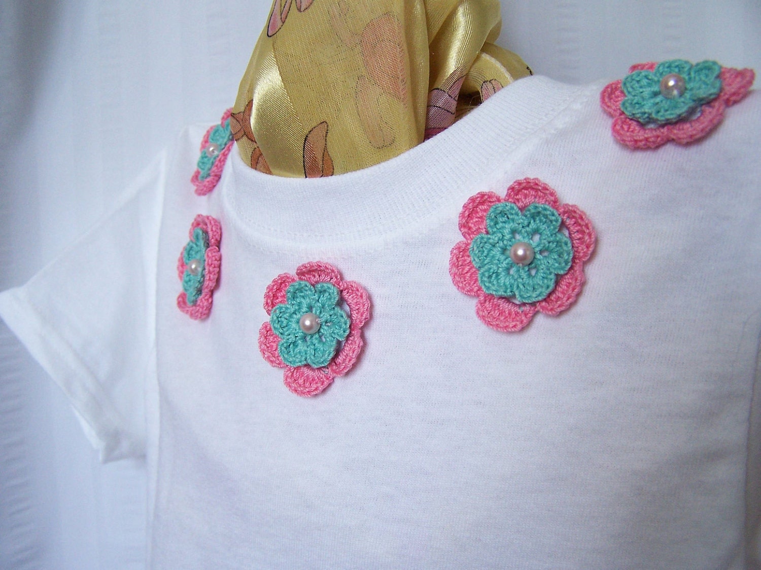 Little girls T shirt white with  flower embellishment 3 toddler cotton flowers appliques