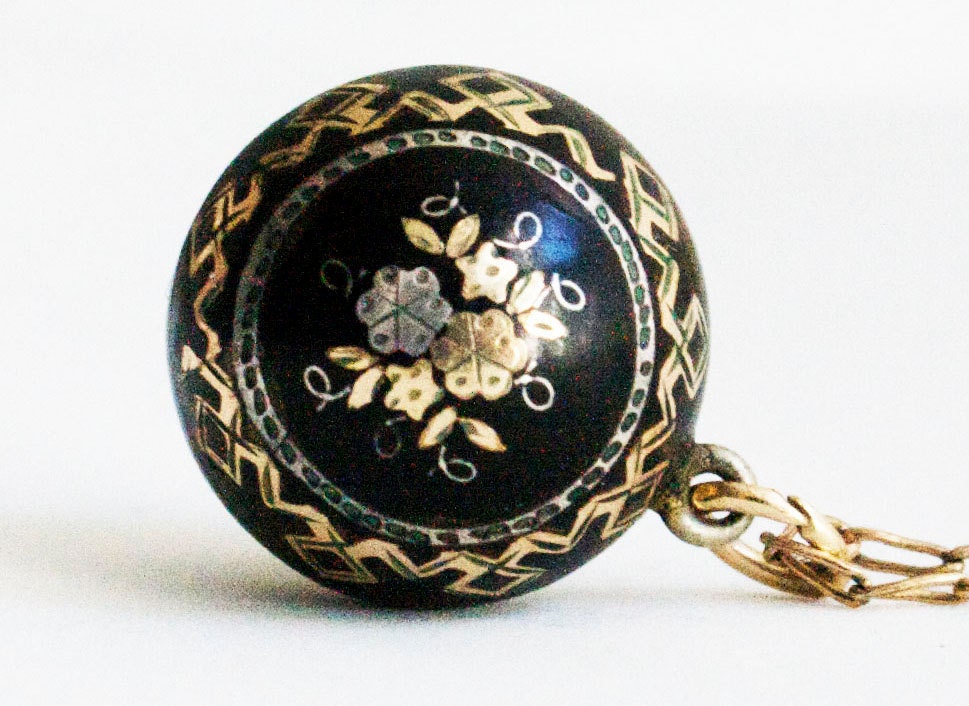 Victorian Pique Pendant Antique Inlaid Delicate Real Gold Silver Tortoiseshell English Black Vintage Rare Collectible Flowers Fine Necklace