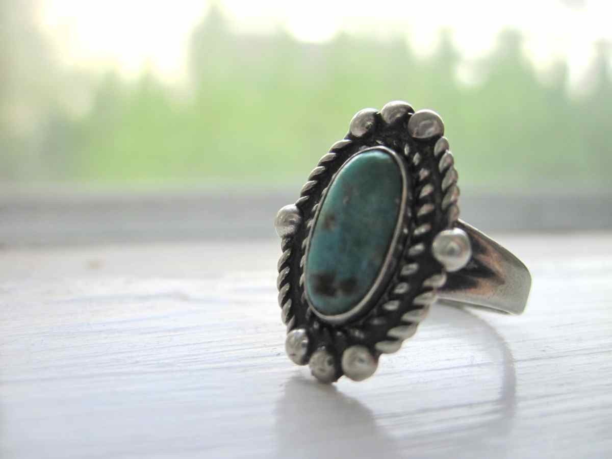 Vintage Ring-  Native American Sterling Silver and Turqoise- Size 5