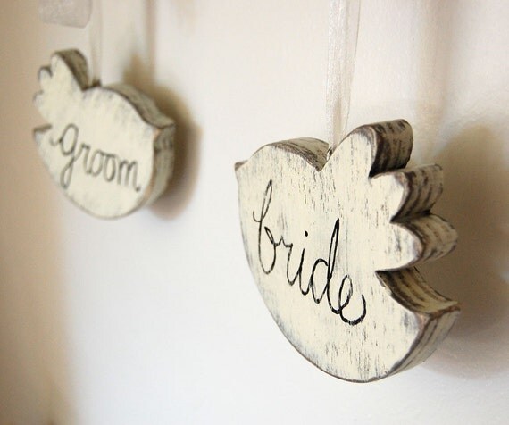 Lovebird Vintage Wedding Sign Bride Groom Wood Birds Decoration