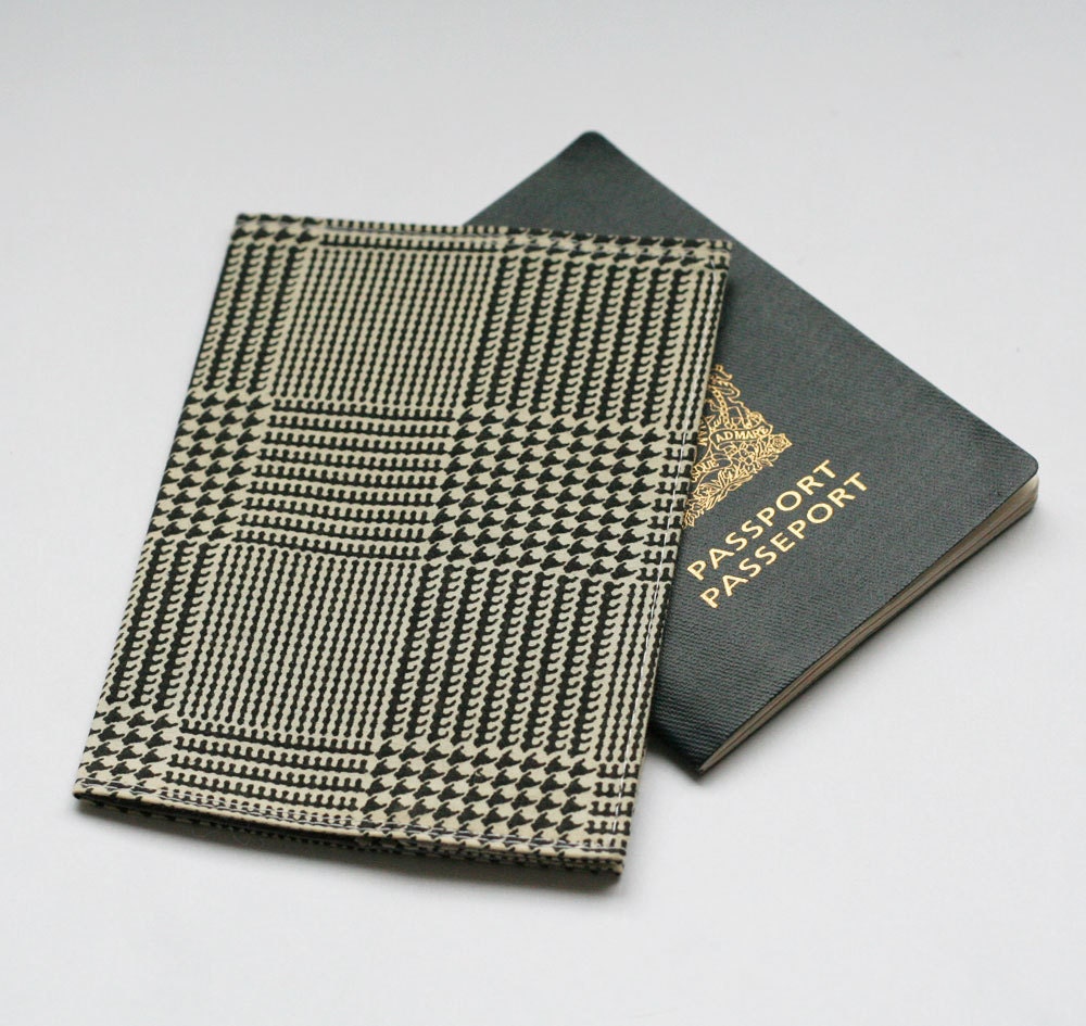 Passport Cover, Black and Cream Houndstooth, Fabric Passport Case, handmade by Knotted Nest
