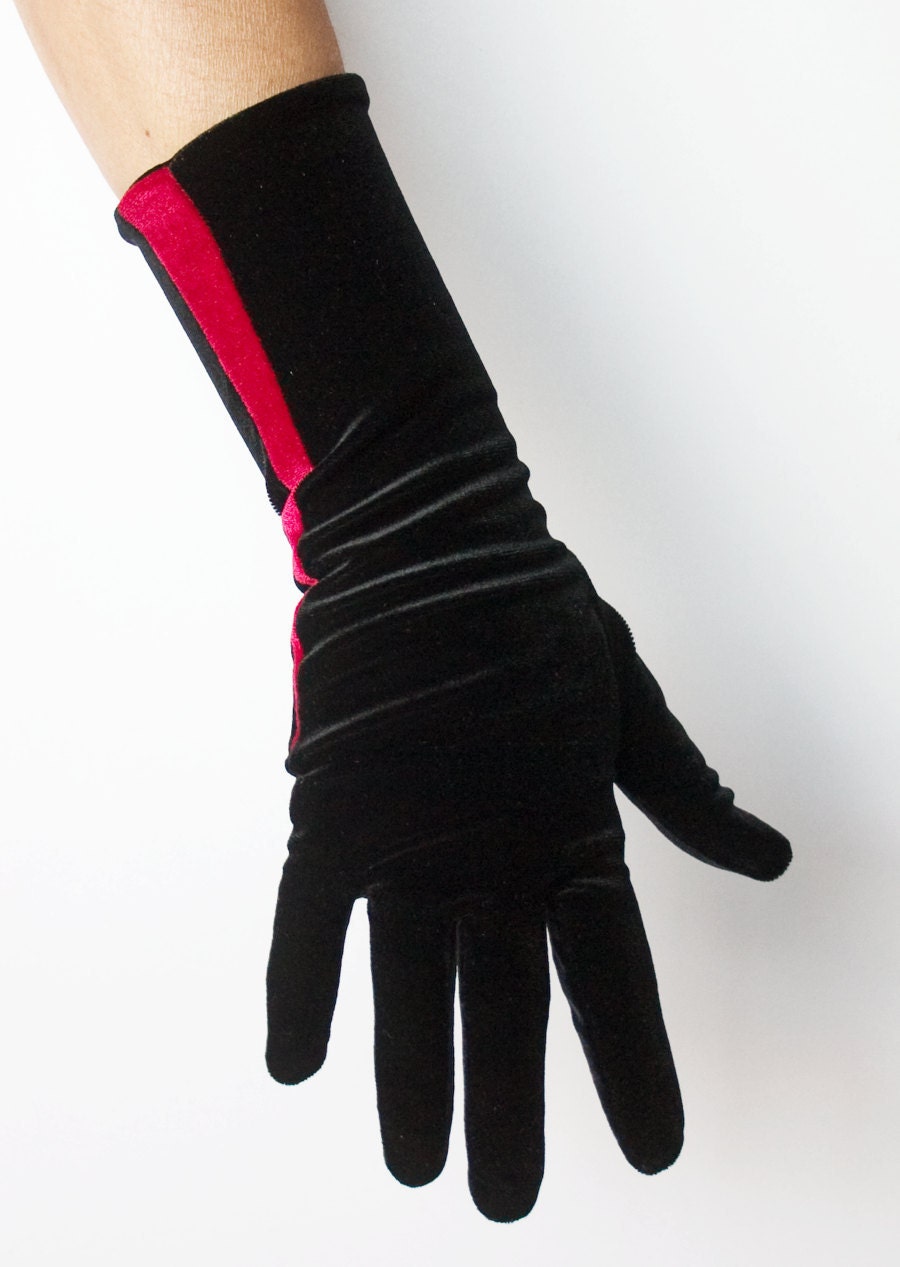 Black and red stretch velvet gloves