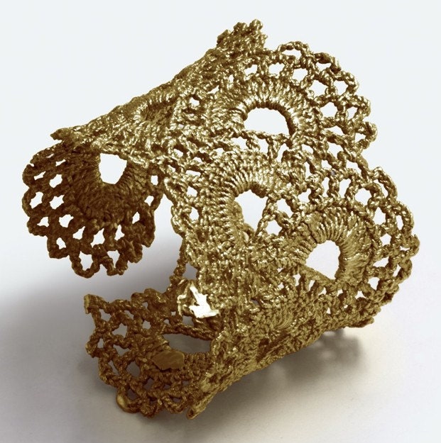 Gold Vermeil Vintage Scalloped Lace Cuff Bracelet
