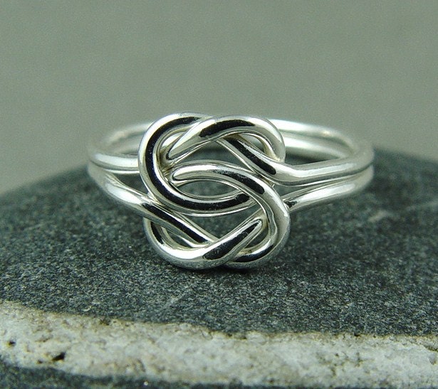 Silver Double Love Knot Ring / Infinity Knot Ring / Mother Daughter Ring / Best Friends Ring / Sisters Ring