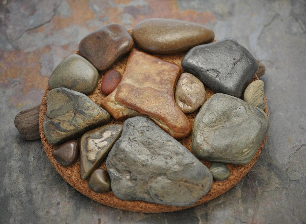 Trivet with Natural Rock