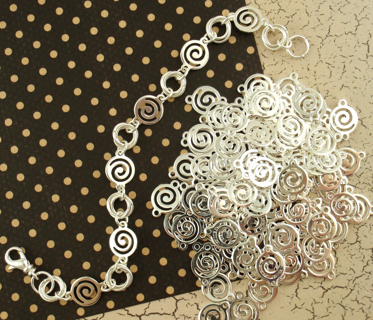30 Swirly Links - 10mm - Silver or Gold Plated - The Perfect Quantity to Make Several Bracelets and Several Pairs of Earrings
