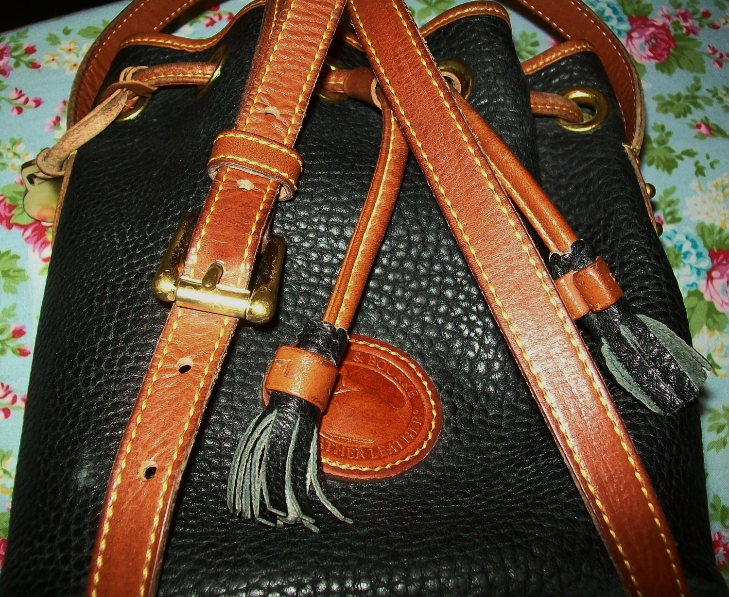 cleaning dooney and bourke handbags