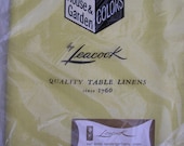 Yellow Irish Linen Tablecloth and Matching Napkins NOS