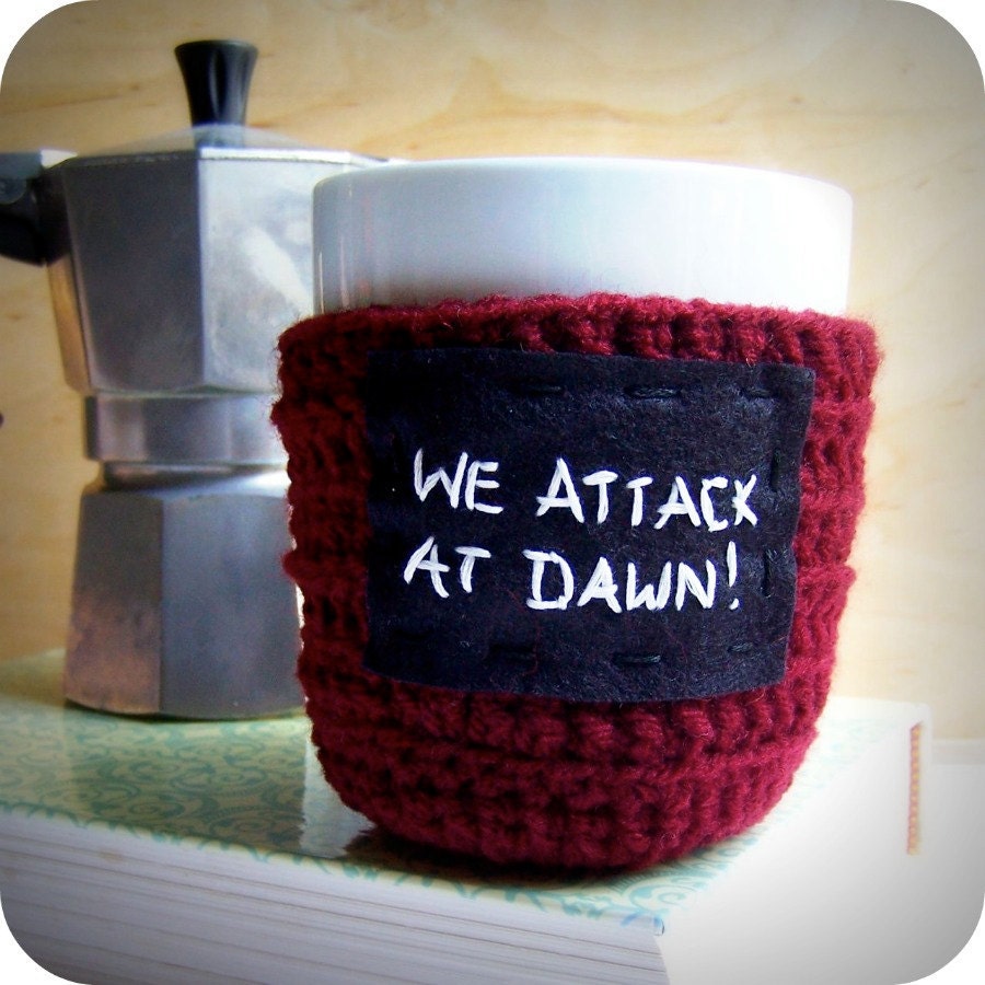 Coffee Mug Cozy Tea Cup burgundy red black white crochet handmade cover