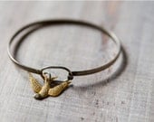 Sparrow Charm Bangle Bracelet in Sunflower