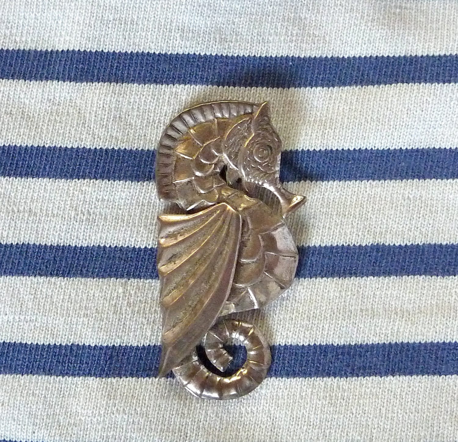 vintage seahorse brooch
