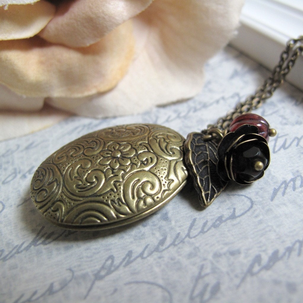 Red Roses - Locket, Medium Oval, Antique Gold Brass, Dark Red Charms, Leaf, Flower, Vintage, Long 28 Inch Chain