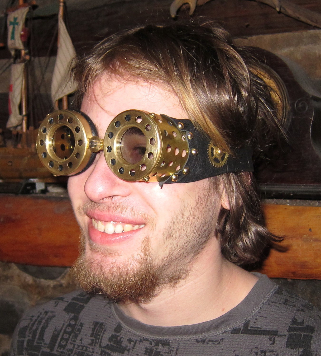 Steampunk 3D goggles for 3D movies