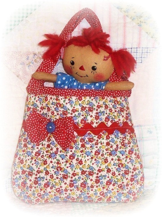 Rag Doll PATTERN, Purse Tote PATTERN, PDF, Instant Download, Cloth Doll Pattern, Little Girl, Sewing, Digital Download