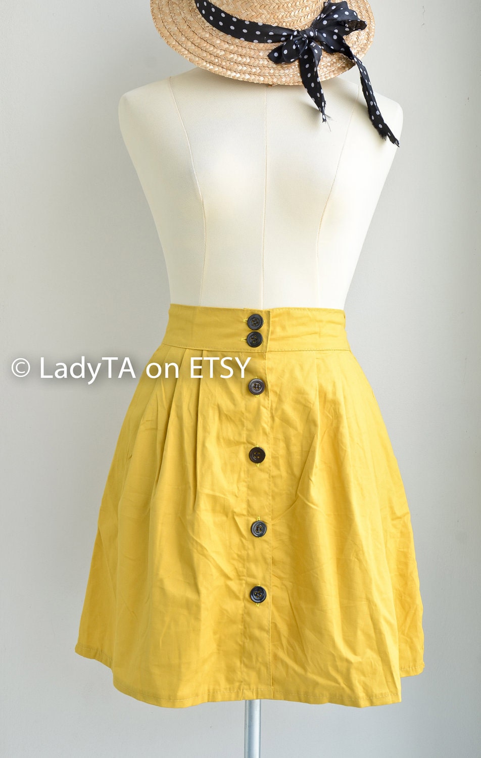 60's Style Short Full Skirt in  Yellow, Short Skirt, Mini Skirt, Vintage look, Yellow Skirt