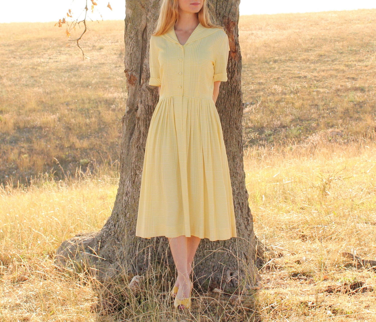RESERVED Vintage 1950s Summer Day Dress in Yellow Plaid w Sailor Collar . Mad Men . Womens Large
