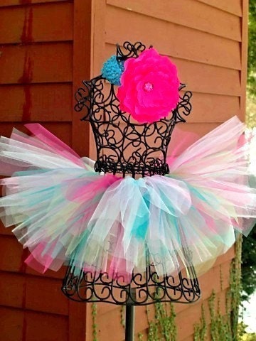 Girls Birthday Outfit-- Confetti Cupcake Tutu--1st Birthday Tutu--Pink Tutu, Teal Tutu, Fuchsia Tutu, Aqua Tutu, Olive Tutu