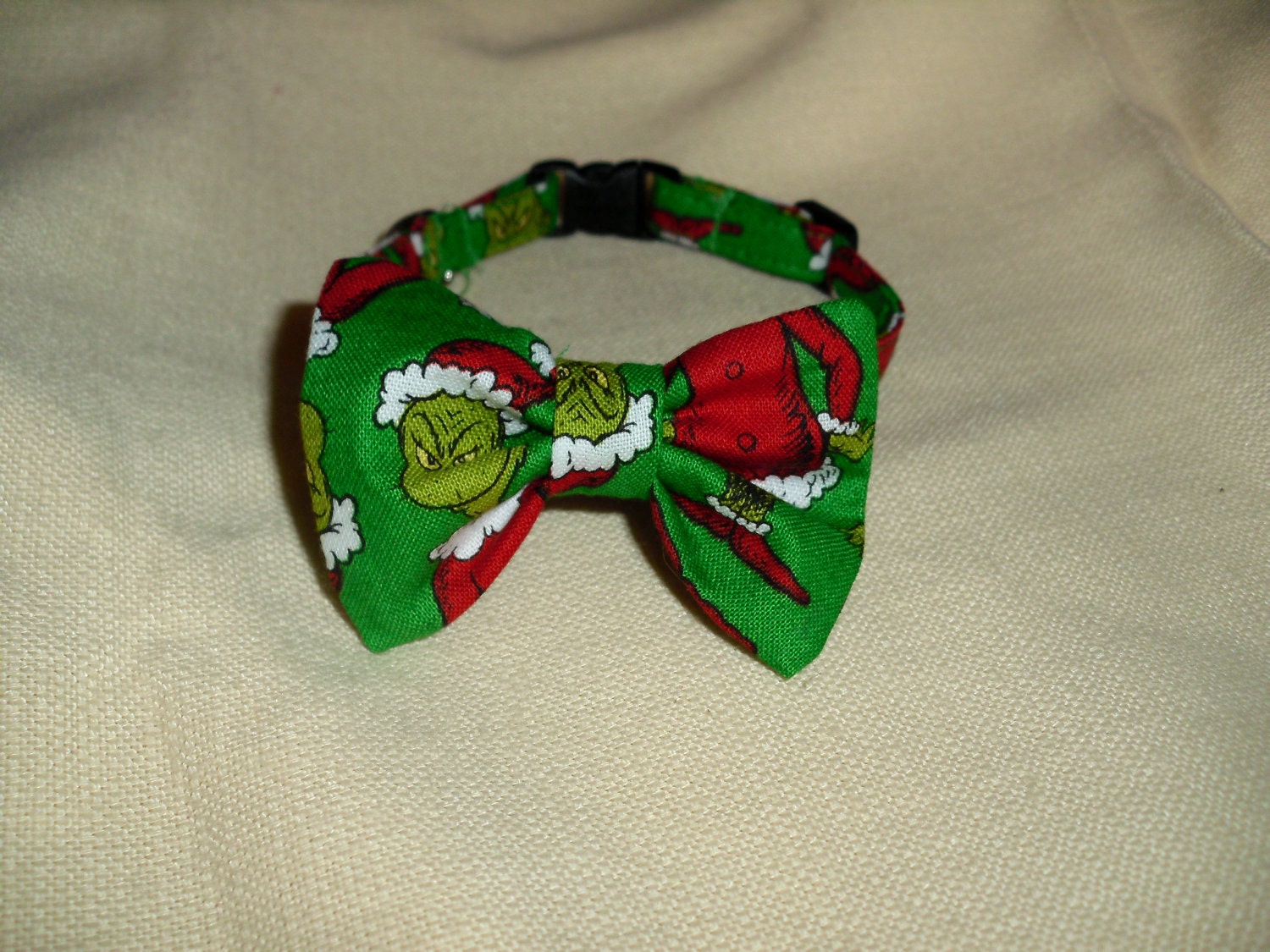 Grinch Bow Tie Collar For Cats or Small dogs