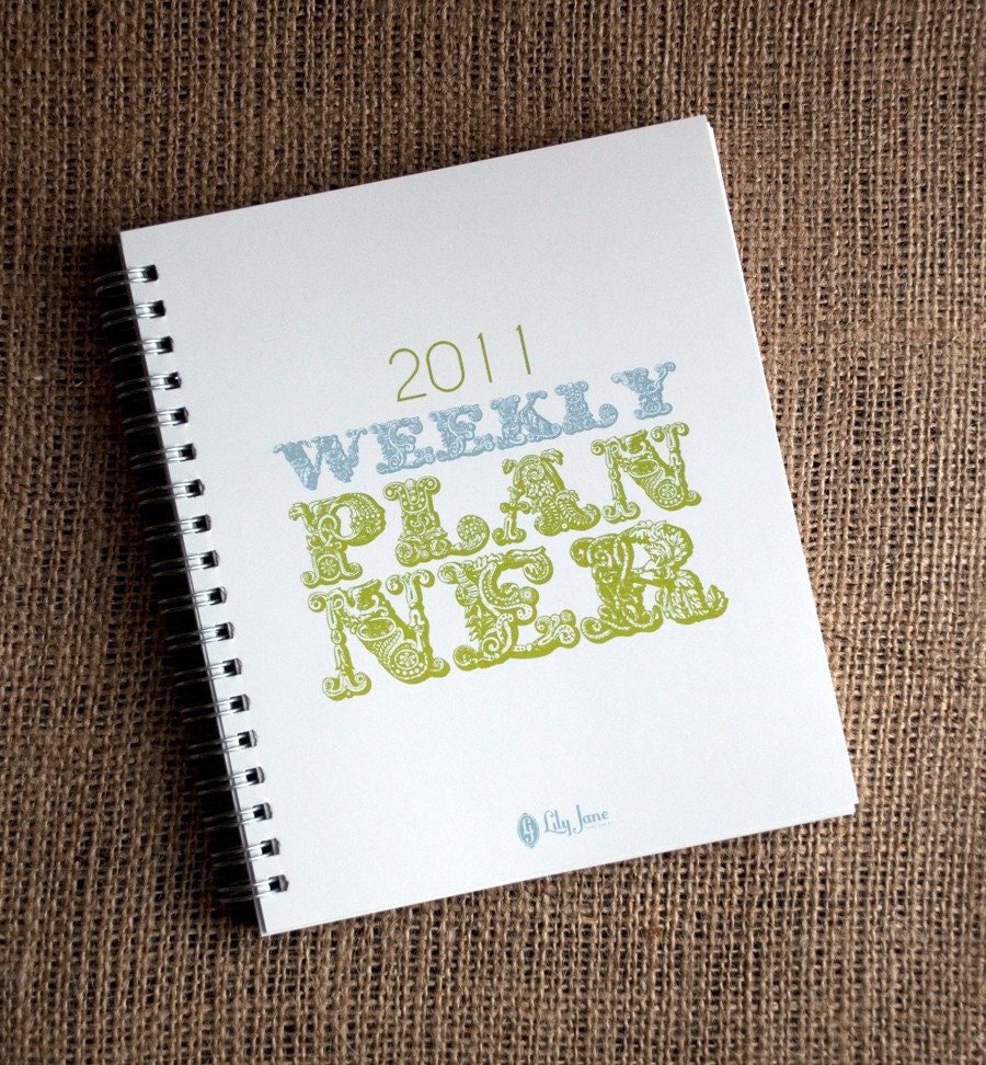 SALE - 2011 Weekly Planner
