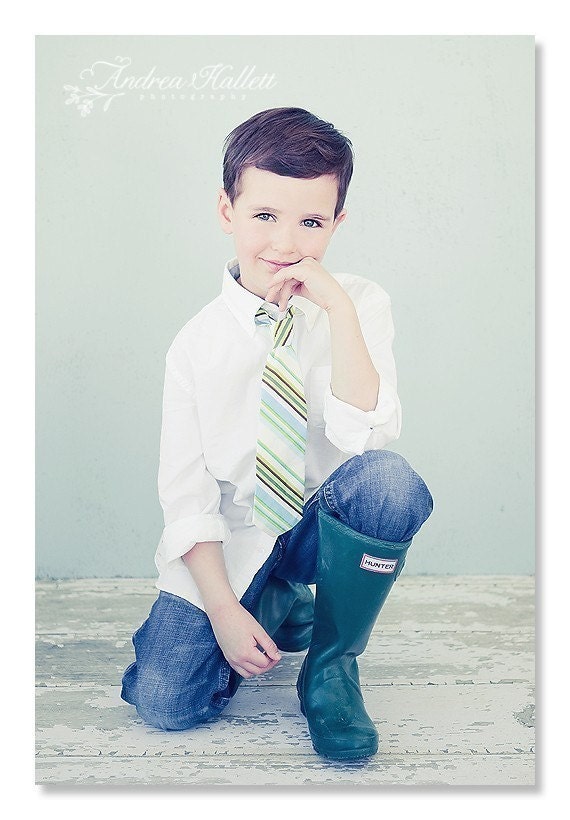 The Beau- river stripe necktie for boys of all ages