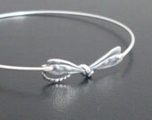 Little Dragonfly Bracelet, Dragonfly Jewelry, Dragonfly Bangle Bracelet, Silver, Dragon Fly Charm Bracelet, Nature Bracelet, Nature Jewelry