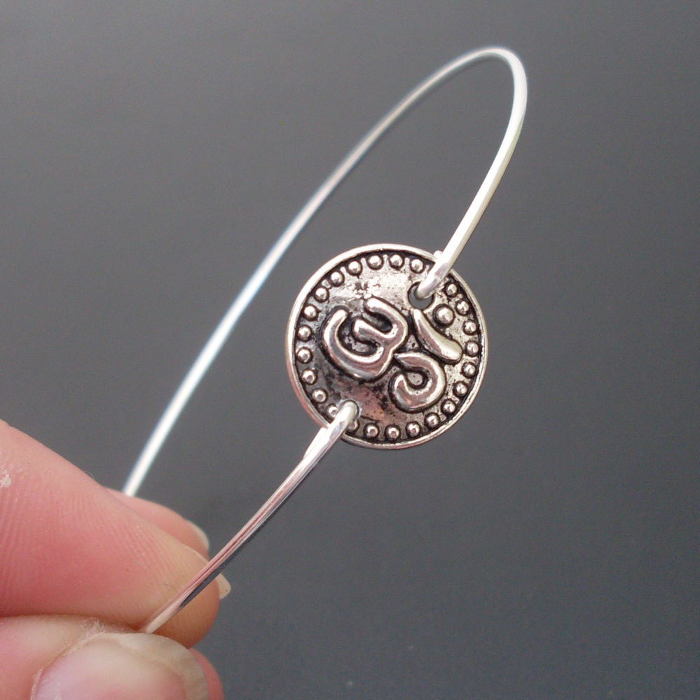 Chakra Bracelet, Silver Coin Bracelet, Coin Bangle, Coin Jewelry, Om Bracelet, Om Jewelry, Chakra Jewelry, Yoga Bracelet, Yoga Jewelry