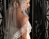 Bridal Veil - Mantilla with Floral Lace - Fingertip Length