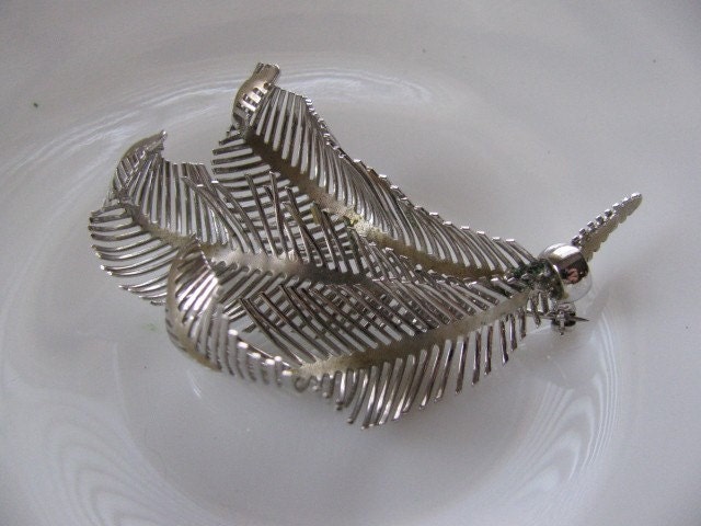 Vintage Slivertone Leaves or Feathers Brooch or Pin Signed Coro Craft