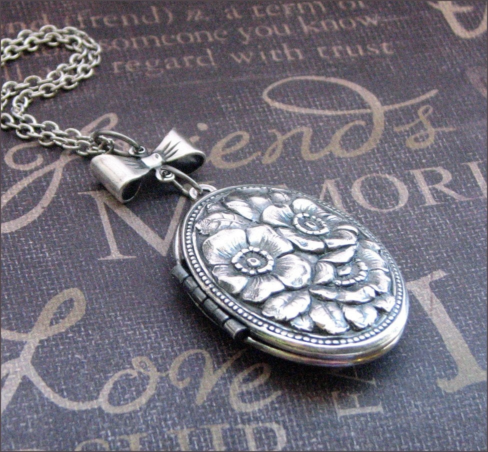 Silver Locket Necklace - Enchanted Bow and Roses - By TheEnchantedLocket