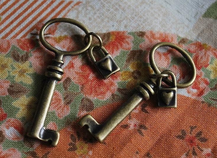 Beautiful key  brass charm Style 11 - 3 ITEMS - pendant - Antique looking