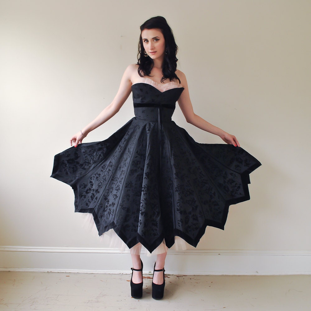 RESERVED - vintage 1950s party dress / 50s dress / black and pink / prom party dress / tulle & taffeta dress / full skirt dress