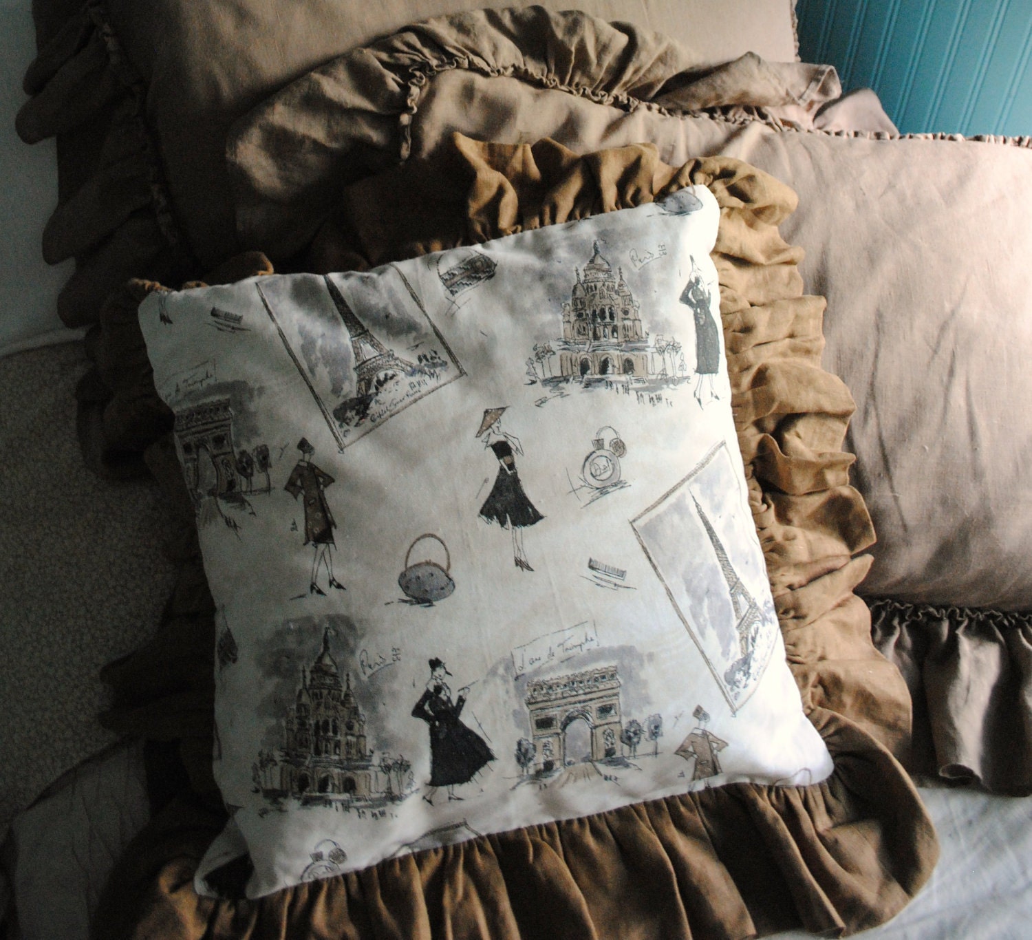 Very Chic Ruffle Pillow