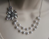 Bridal Statement Necklace.  Wedding Jewelry. Pearl Necklace. Vintage Inspired Necklace. Flower Necklace. Layered Necklace