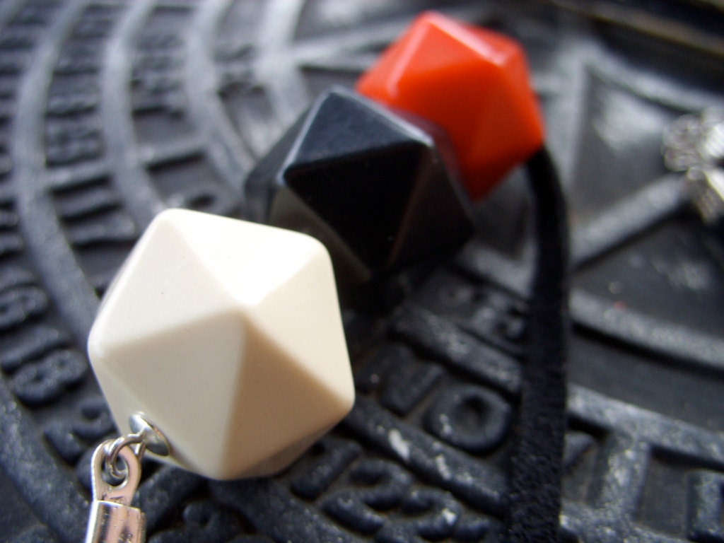 d20 dice necklace geometrical beads blank dice red black white geometry jewelry die geekery christmas gift idea for gamer girl smart