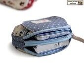 Mini clutch sewing pattern with Double zippers in PDF -- Cute hamburger