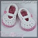 Mary Janes Crochet Pattern for BULKY yarn Baby Button Maryjanes.  Super quick. 4 sizes, newborn to 12 months. digital