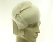 Winter White Pillbox Hat for Women - 1940s Vintage Style Cocktail Hat