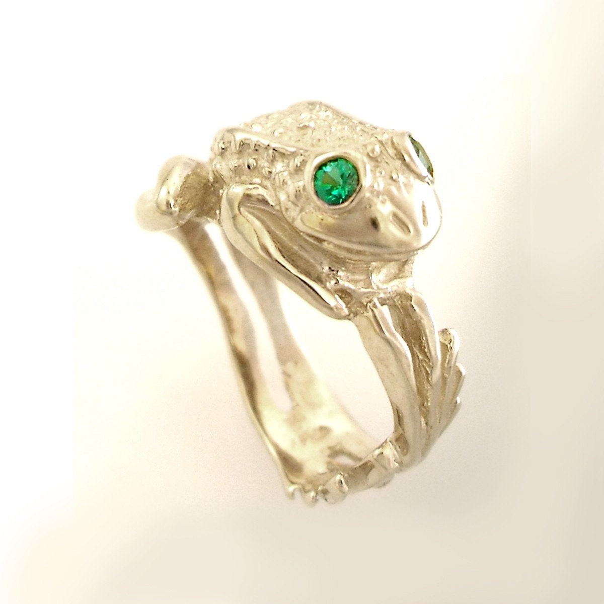 Silver Frog Ring with Green Eyes