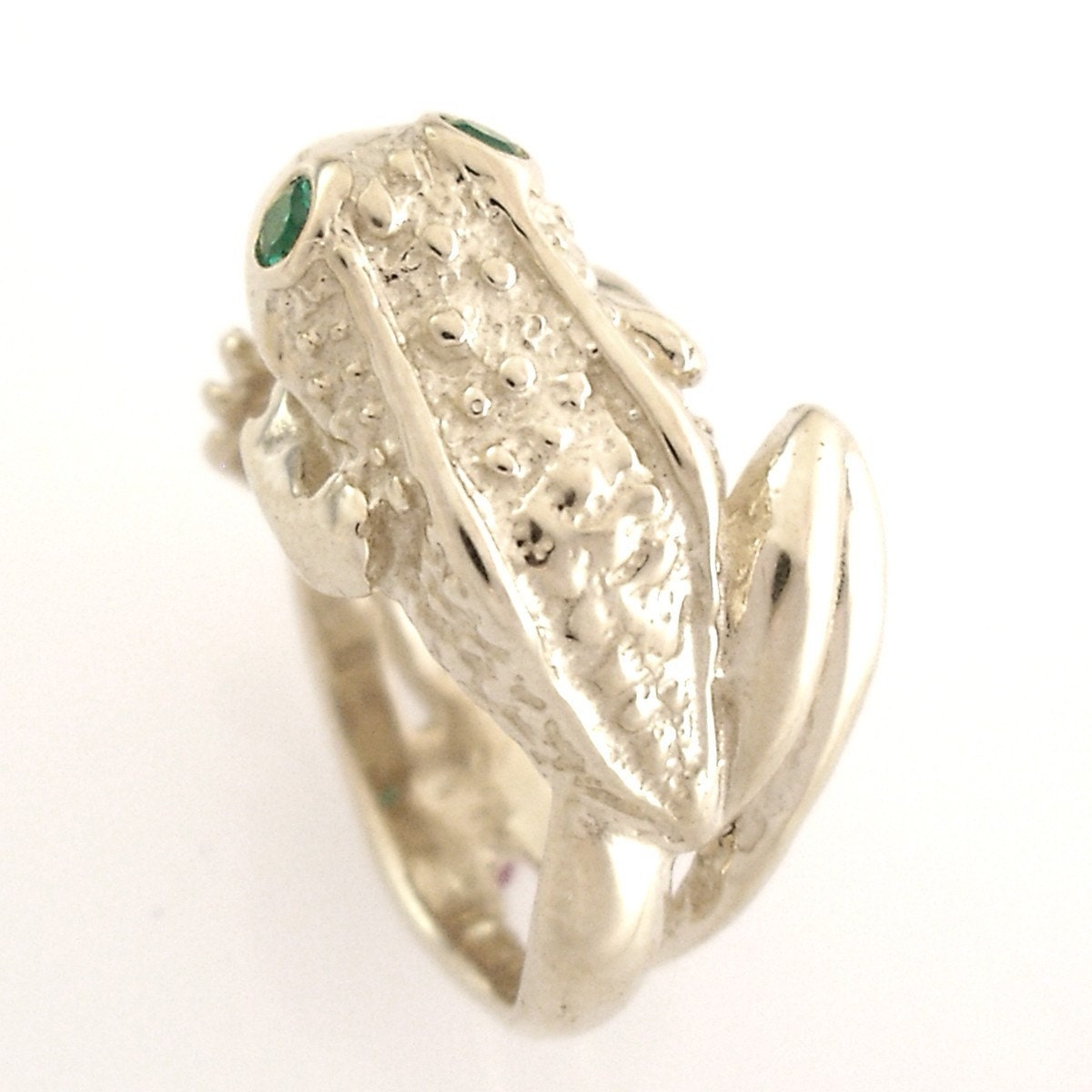 Silver Frog Ring with Green Eyes